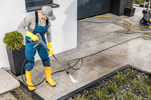 Best Pressure Washing Siding  in La Pine, OR